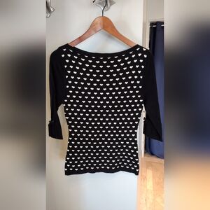 NWOT Cute heart sweater